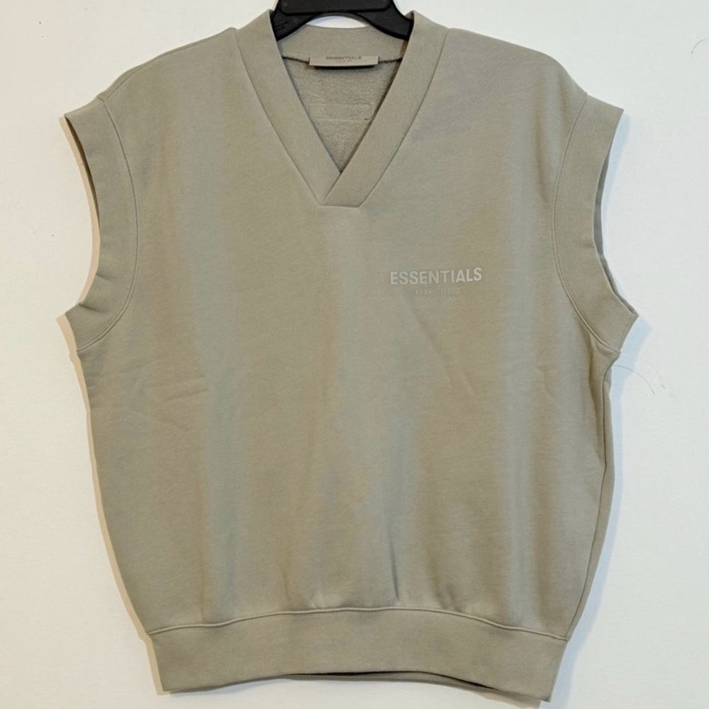 Fear of God Essentials Sand V-Neck Sweatshirt Vest Small NWT
